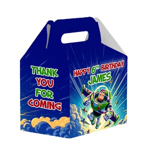 Buzz Lightyear - Caja Gable - Paquete de 12 - 11,4 x 11,4 x 7,6 cm - Fabricada 100 % en cartón