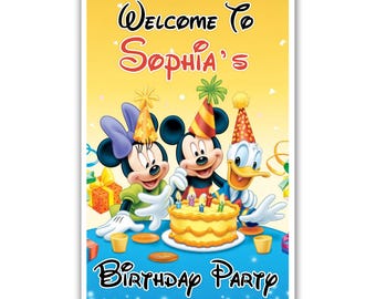 Letrero de bienvenida personalizado de Mickey y Minnie Mouse