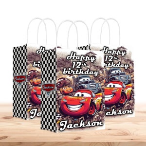 Bolsas de regalo Cars personalizadas con nombre y edad - Asas resistentes - Pack de 12 - 100% cartón - Fácil montaje