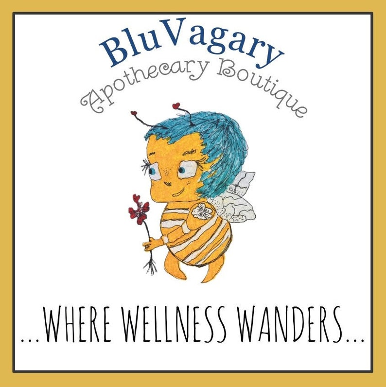 Pode incluir: Uma abelha de desenho animado com cabelo azul e listras amarelas e pretas segura uma flor vermelha. O texto "Blu Vagary Apothecary Boutique" est&aacute; acima da abelha e o texto "...WHERE WELLNESS WANDERS..." est&aacute; abaixo da abelha.