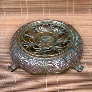 Brûle-encens vintage chinois en laiton