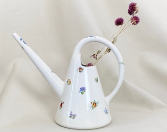 Vintage 70s Arnel's Dainty Floral Print Water Pitcher Can