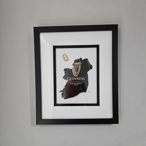 Guinness kann Landkarte von Irland einrahmen