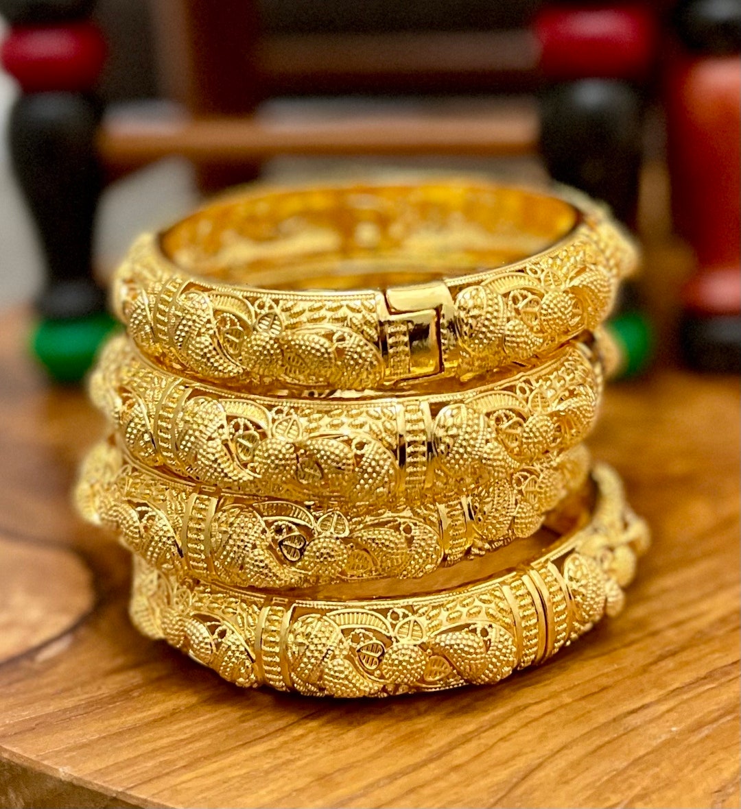 Gold bangles design 2018 with multy price