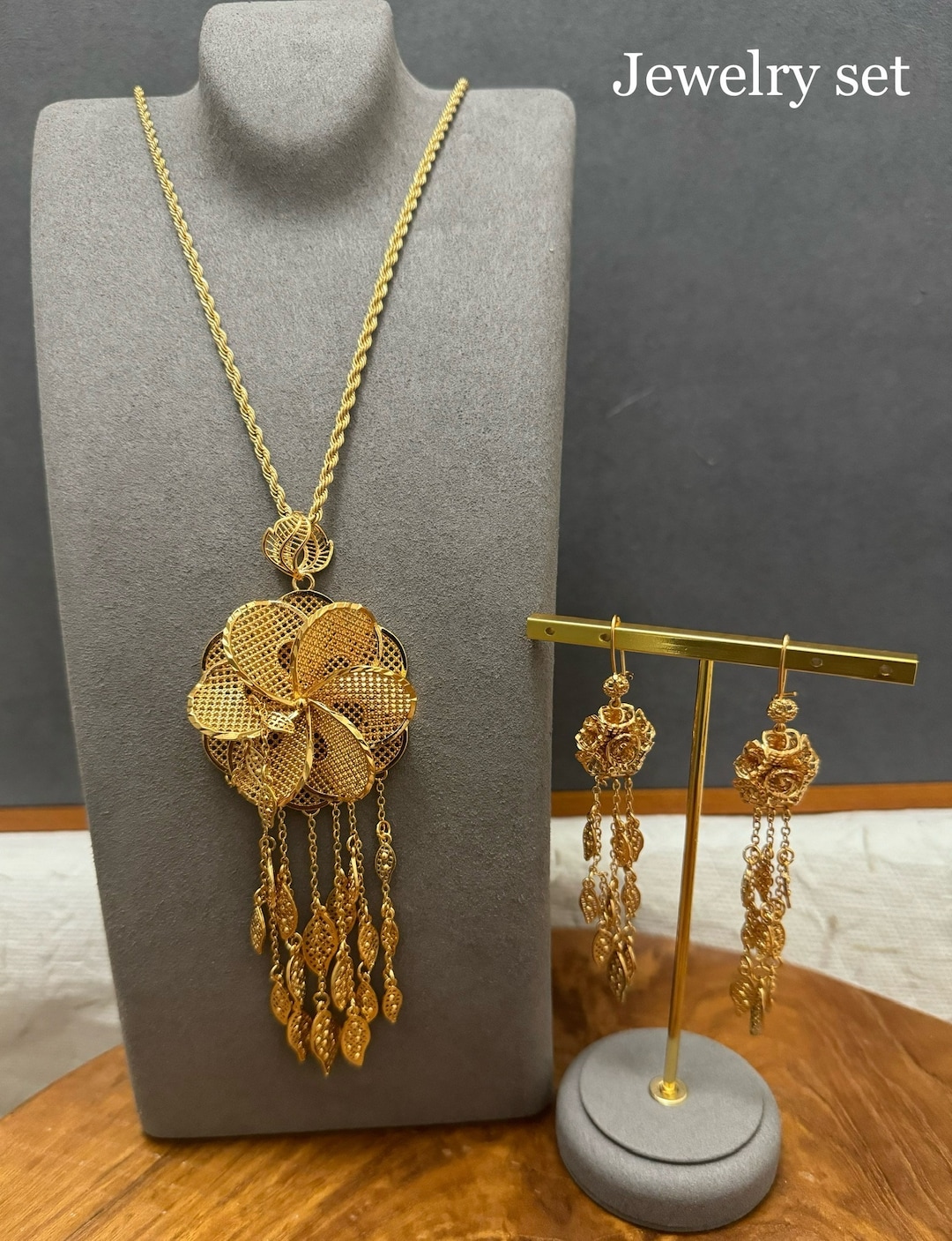 Conjunto de joyas bañadas en oro de Dubái de 24 quilates