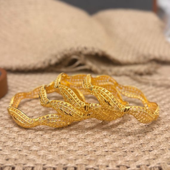 24 carat gold bangles indian discount