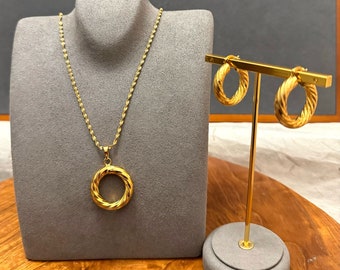 Jewelry set for women, Necklace,Pendant & Earrings