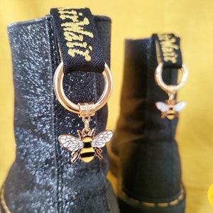 Golden bee charm for Dr Martens type ankle boots, personalization clip for shoes