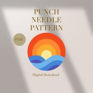 Op de afbeelding: Een digitaal downloadbaar PDF-patroon voor een punch needle-project. Het patroon toont een kleurrijke zonsondergang boven een blauwe zee, met de tekst "Punch Needle Pattern" en "PDF" in goud.