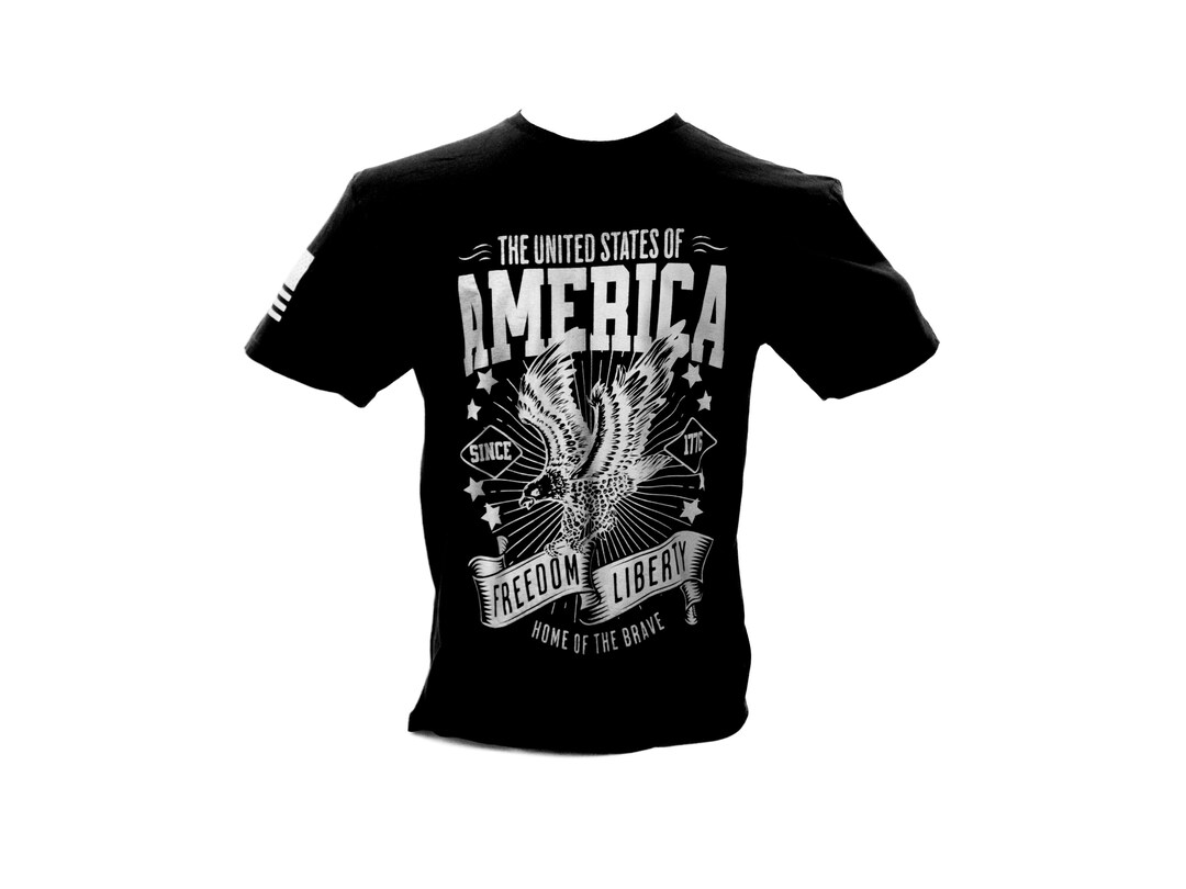 Distressed American Flag Eagle T-Shirt - USA Patriotic Graphic Tee (Large