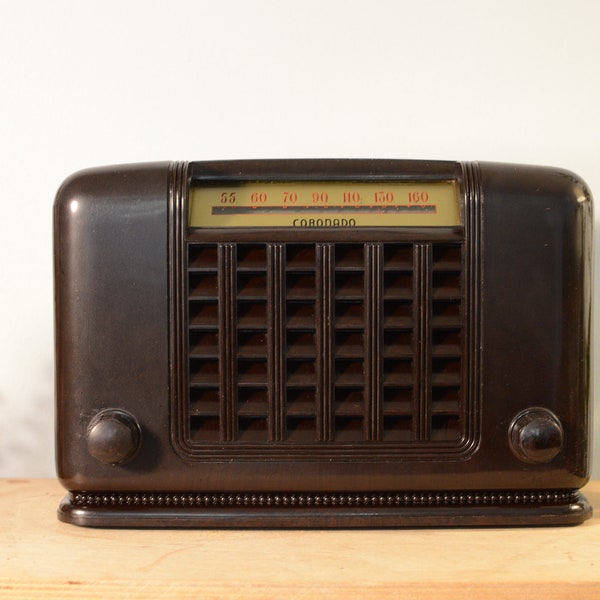 Refurbished Bluetooth vintage AM tube radio "Coronado"