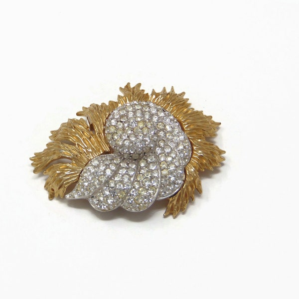 Vintage LEDO Pave Rhinestone Seashell Brooch Nautilus