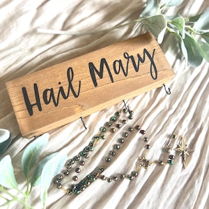 Hail Mary rosary holder, Catholic wall art, rosary wall art, Catholic home decor, Catholic gifts, rosary gift, Catholic dorm decor