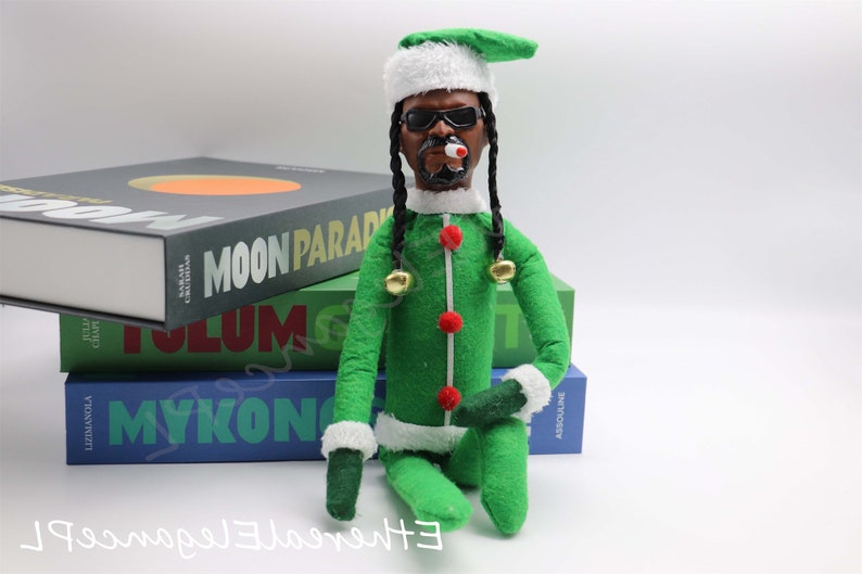 Snoop on A Stoop Funny Christmas Elf Doll Green or Pinkgift for Him/her ...