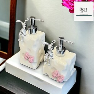 Dispenser di sapone in ceramica dipinta a mano assortiti / Dispenser di  sapone in gres / Dispenser di shampoo / Dispenser di gel doccia /  Distributore di sapone da bagno -  Italia