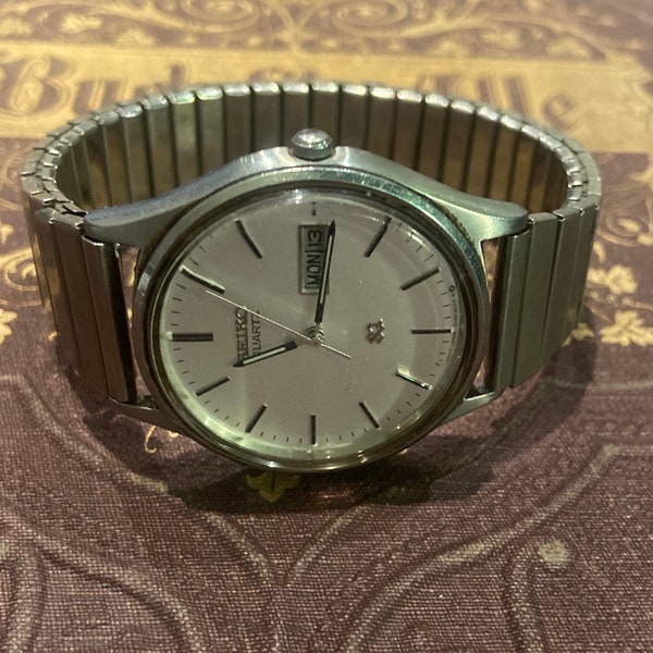 Montre-bracelet rétro vintage pour homme du milieu du siècle, SEIKO 8040