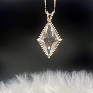 Clear Quartz Star Cut Pendant Necklace, 14k Gold-Filled – Ascension Star, 18–22″, Clarity Crystal Gif