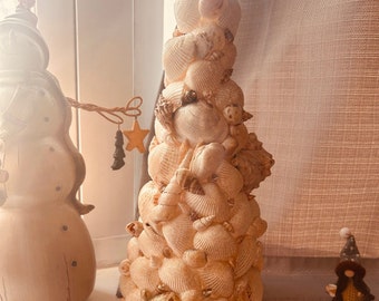 Pretty, elegant, sparkly seashell tree for a beach-themed room...for spring, summer or a seashell Christmas!