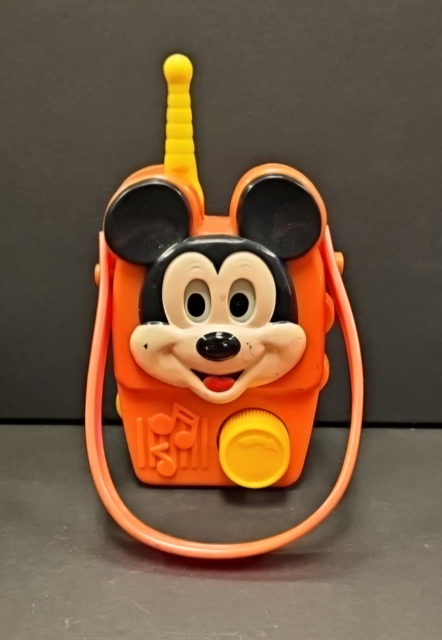 1937年製作されたミッキーラジオ リバイバル品
