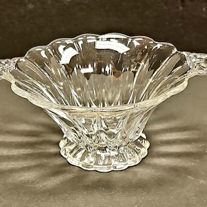 New Martinsville &quot;Janice&quot; Mayonnaise Dish