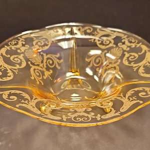 Fostoria Topaz &quot;Versailles&quot; Etching Center Bowl