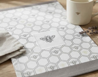 Toalla de cocina moderna estilo granja con diseño de panal, ideal para amantes de las abejas. Diseño cottagecore. Regalo de cocina para apicultores. Paño de cocina con estampado de abejas. Reina B.