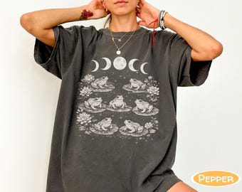 Vintage 90s Frog Moon Phases Shirt | Lunar Cycle Shirt,Comfort Colors Y2k Nature Shirt, Spiritual Mystic Moon Tee, Cottagecore Amphibian Tee