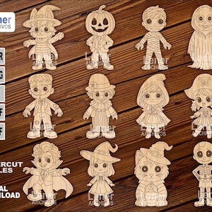 Puede incluir: Figuras de Halloween cortadas con láser de madera. Las figuras incluyen una bruja, una calabaza, una momia, un fantasma, Frankenstein, un espantapájaros, una bruja, un pirata, un vampiro, una bruja, un gato y un esqueleto. Las figuras están sobre una superficie de madera.