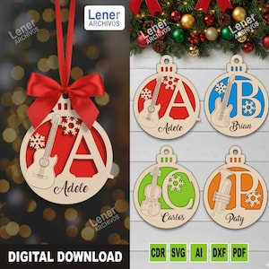 Puede incluir: Adornos navideños de madera con diseños de instrumentos musicales y nombres personalizados. Cada adorno presenta una letra, un instrumento musical y un nombre. Los adornos son de color rojo, azul, verde y naranja. La imagen también incluye el texto "DIGITAL DOWNLOAD".