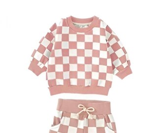 Checkered Sweatshirt & Shorts Set