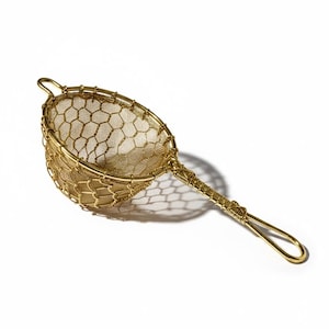 Luxurious Artisan Copper Tea Strainer: Double-Layer Design, Gift for Tea Lovers