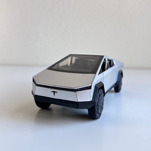 1:28 Cybrtruck Alloy Model Car - Alloy Diecasts for Collectors | Gifts for car lovers Simulation | Sound Light Collection