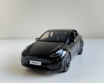 1:24 Model Y Alloy Model Car - Alloy Diecast for Collectors | Gifts for car lovers | Sound Light Collection