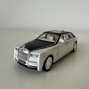 1:32 Rolls Royce Phantom Alloy Model Car - Alloy Diecasts Gifts for boys/Gift for car lovers Sound Light Collection