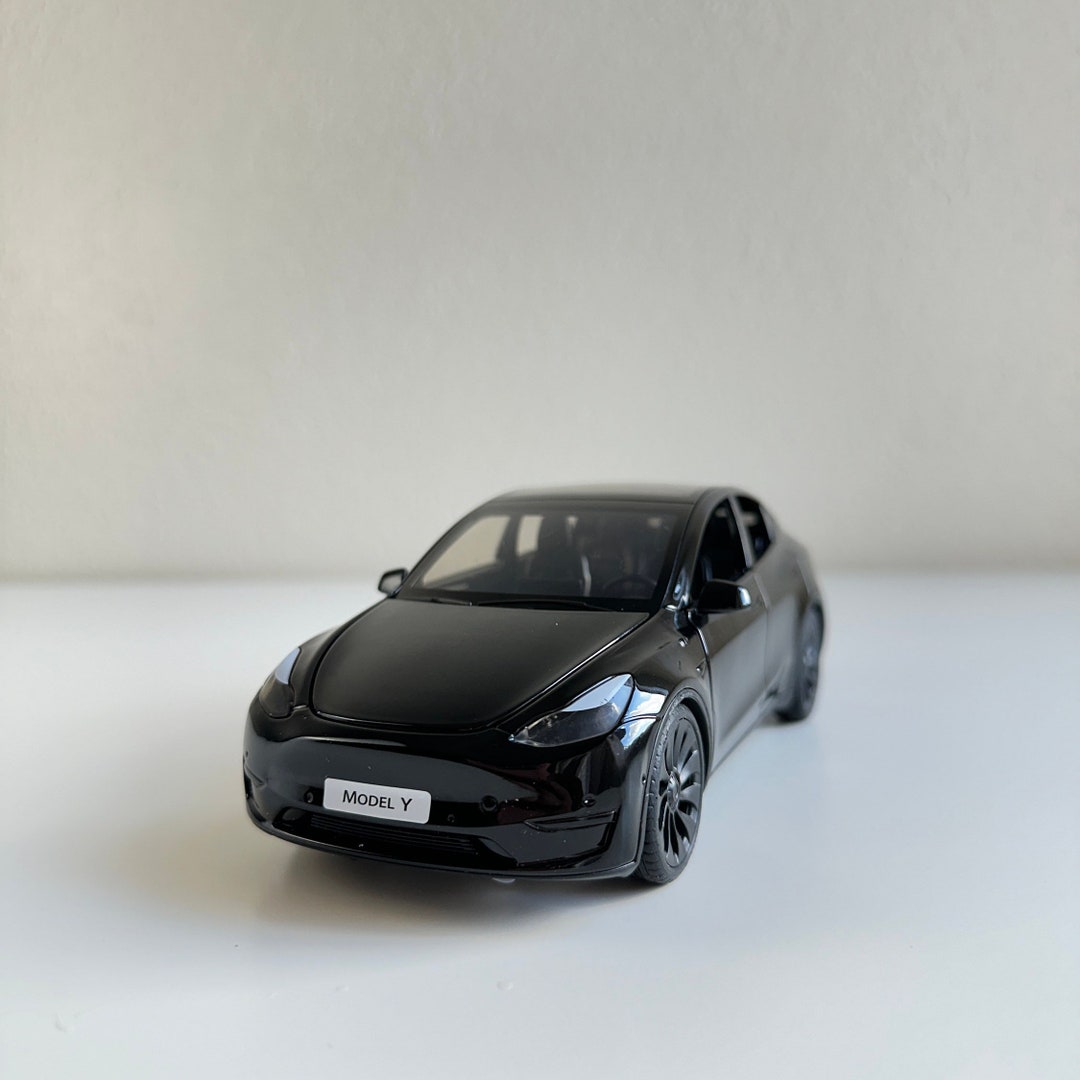 1:24 Model Y Alloy Model Car - Alloy Diecast for Collectors | Gifts for ...