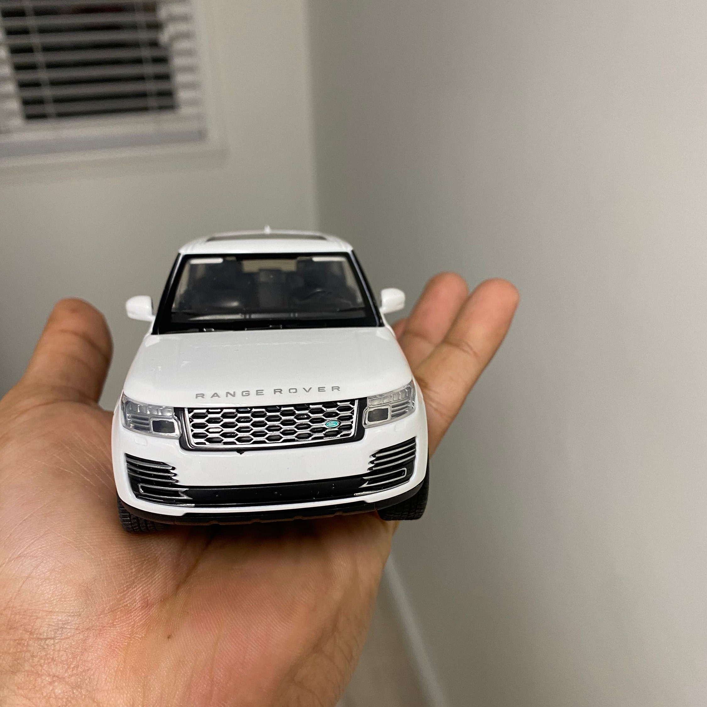 1:32 Range Rover Sports SUV Alloy Metal Model Car - Alloy Diecasts for ...