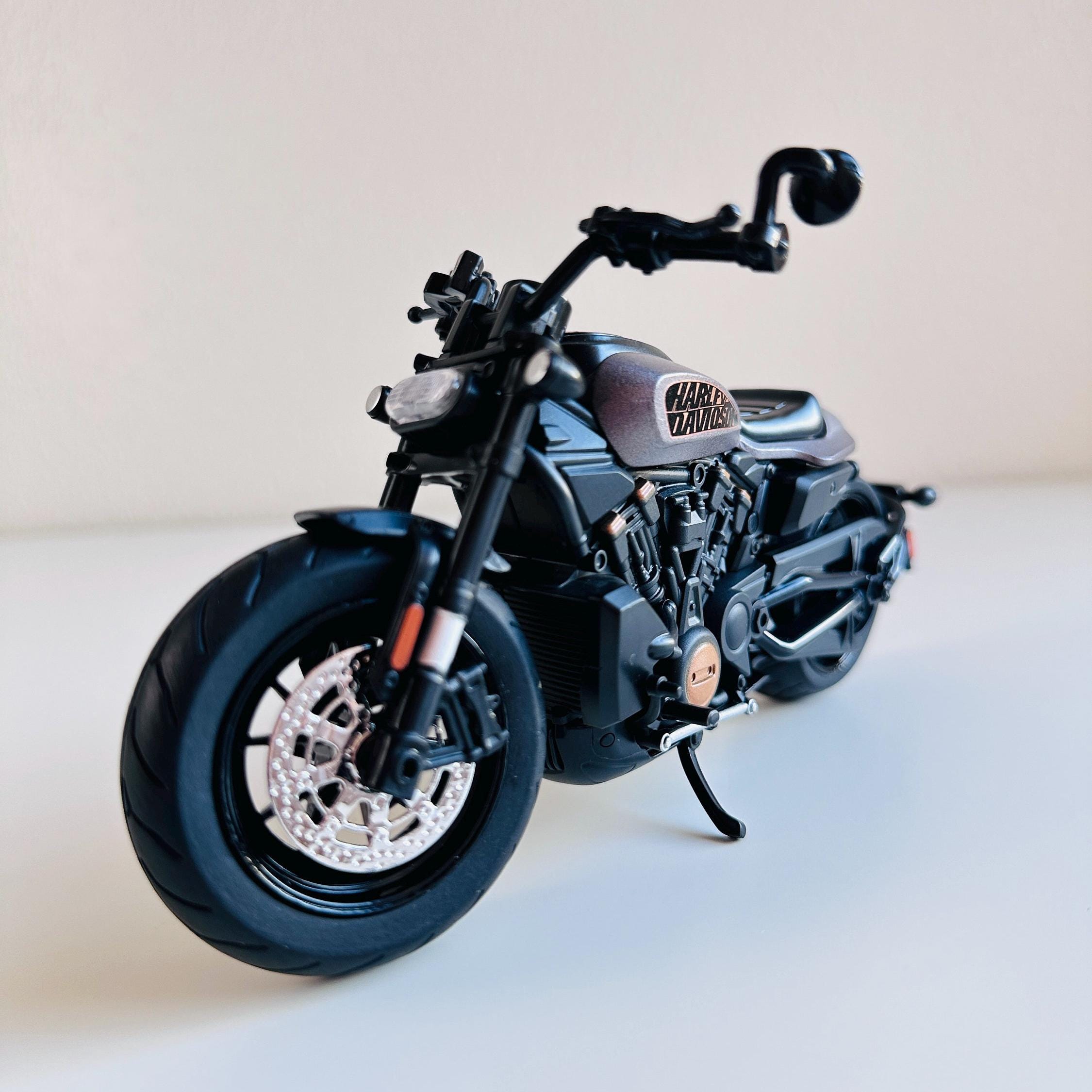 Maisto 1:12 Harley-Davidson XL 1200 Sportster 72 Diecast Motorcycle Model A