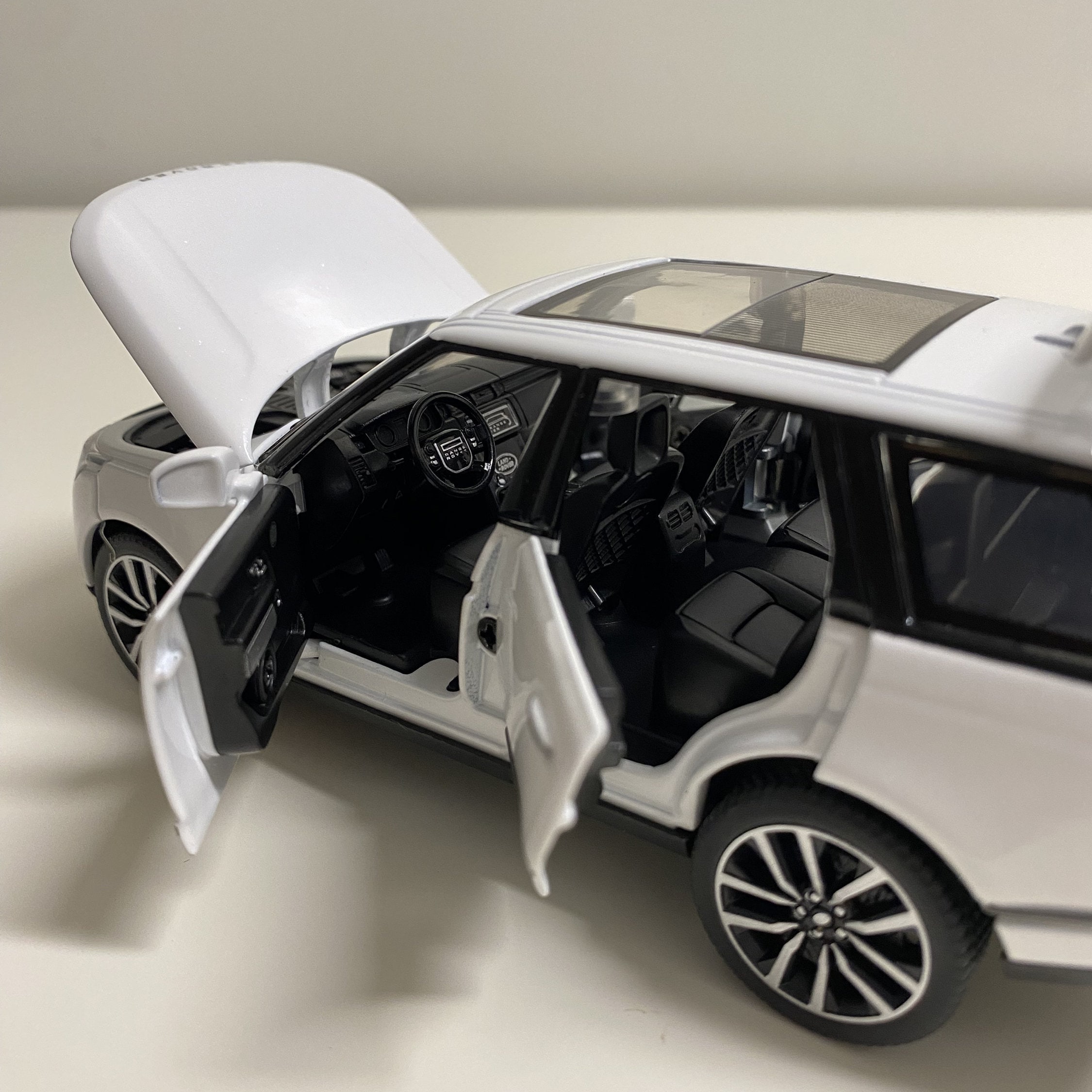 1:32 Range Rover Sports SUV Alloy Metal Model Car - Alloy Diecasts for ...