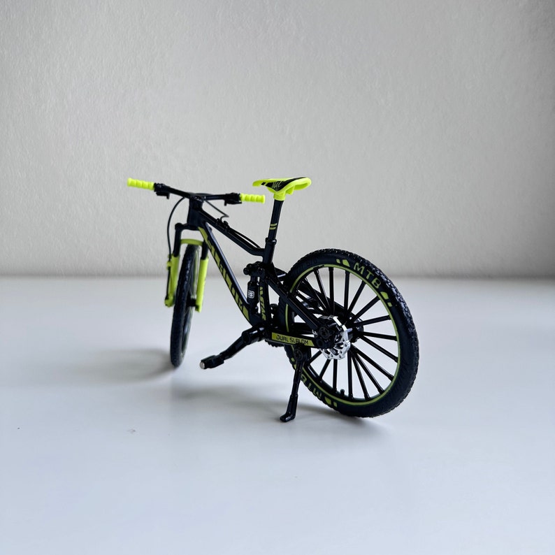 Mini Mountain Bicycle Alloy Diecast Model