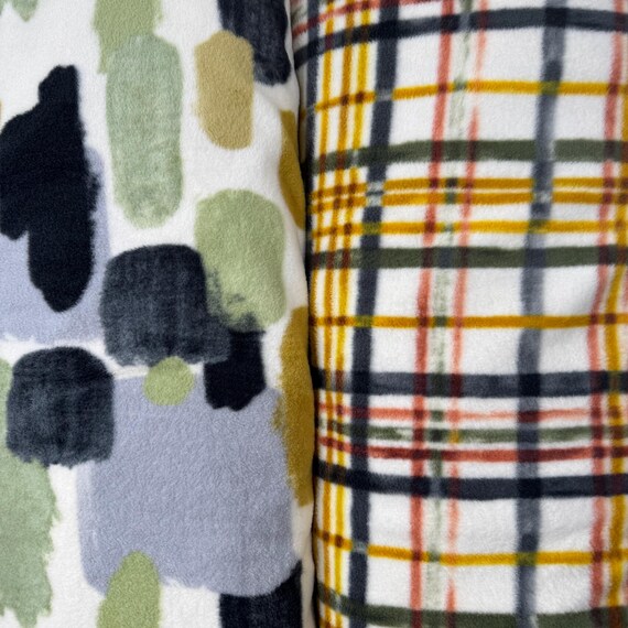 Fleece fabric Anti-Pill Plush . Midweight Soft Hand.  Plaid Multi , 100% Polyester