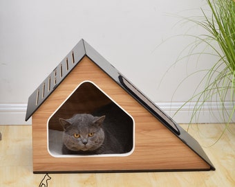 Luxurious Wooden Pet Bed - Handcrafted Dog/Cat House, Comfortable & Durable Pet Furniture, Perfect Gift for Pet Lovers