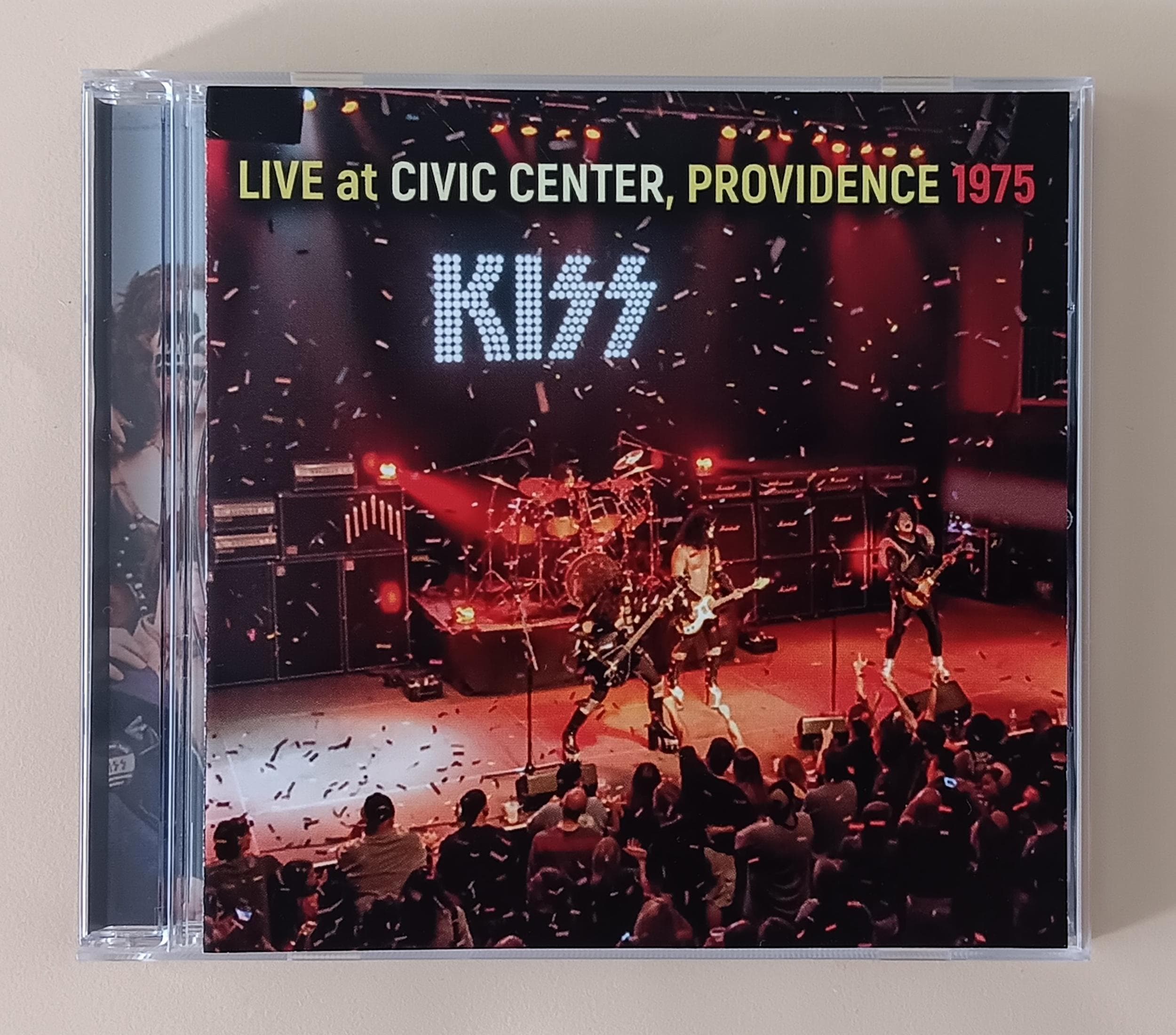 KISS 「LIVE！BOOTLEG」 Kiss – 'Set The World on Fire: Live' Box Set – Album Review