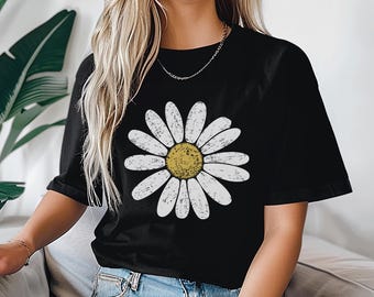 Vintage Daisy PNG: Distressed Wildflower Design (Digital Download)