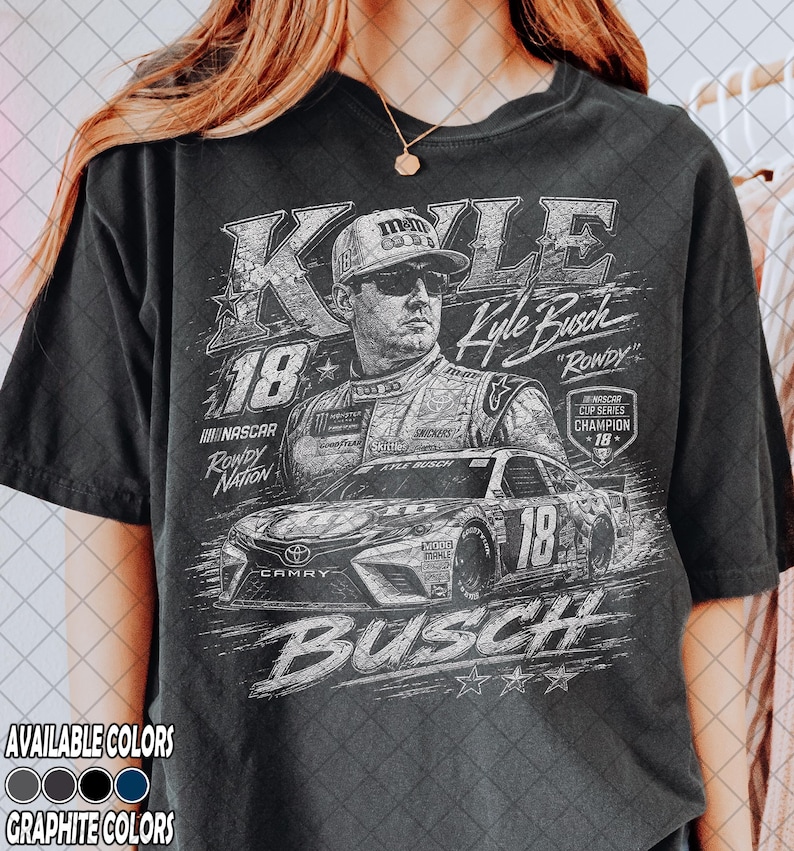 Vintage Comfort Farben Kyle Busch Shirt, 18 Racing Rowdy Busch Tee, Geschenk für Frauen und Männer Unisex T-Shirt Bild 2
