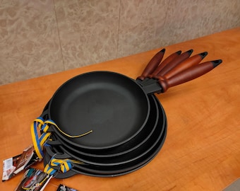 Cast Iron Frying Pan Cooking Pan Kitchen Accessories d=22 cm, h=4 cm with wooden handle