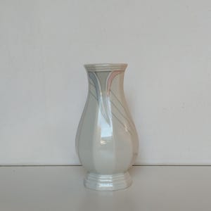 ESCHENBACH Bavarian German porcelain vase