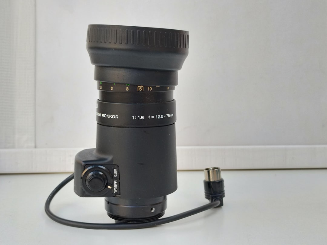 Minolta TV Zoom Lens ROKKOR M42 Mount - Technical View