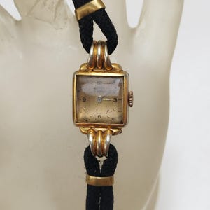 Vintage mechanical art deco gold plated Royce watch