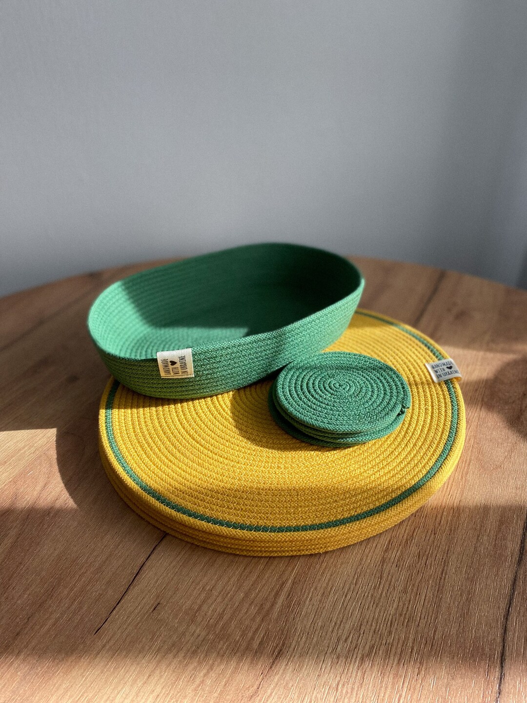 Set of Placemats and Coasters, Dining Mats, Decorative Set for Serving Table, Round Placemats