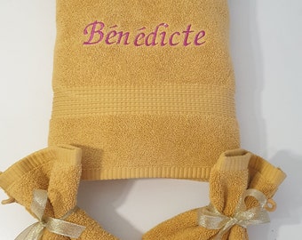 Personalized bath linens